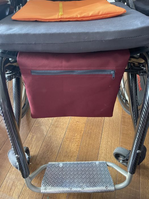 Buzunar scaun rotile