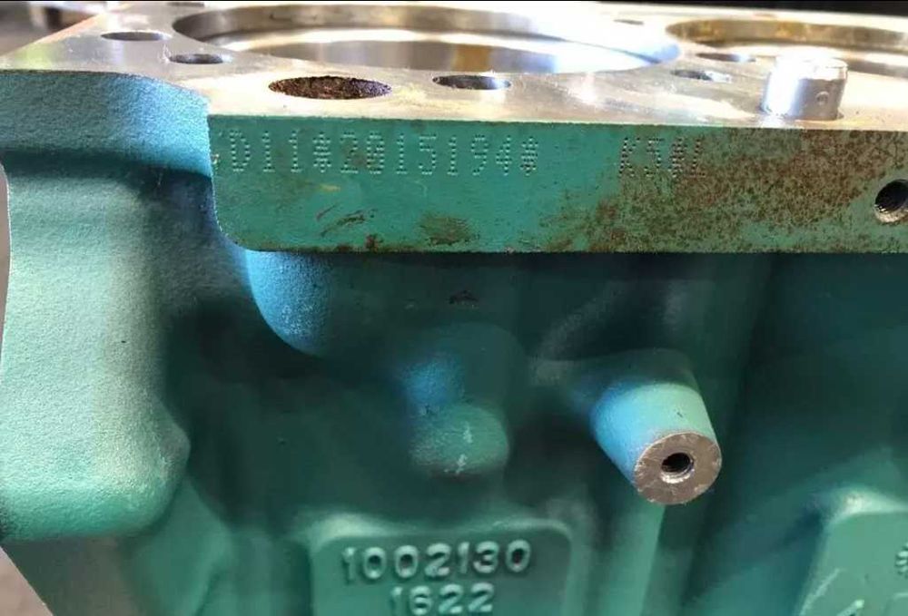 Bloc Motor VOLVO 24426731 / D11K 330-Piese de schimb VOLVO