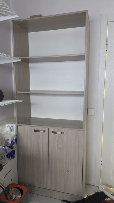 Продам шкаф срочно