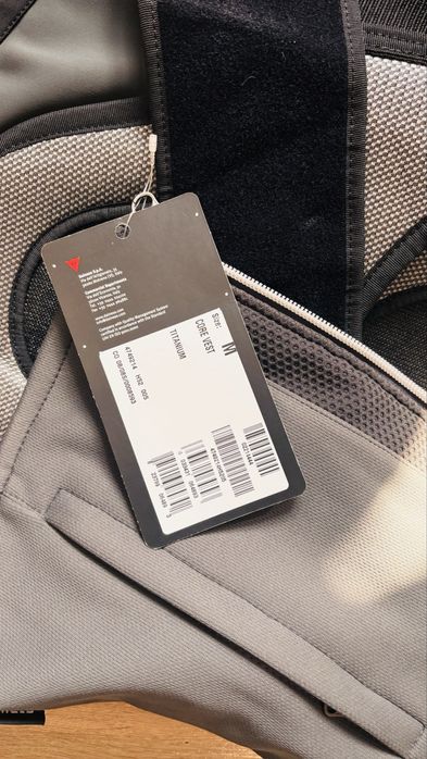 Vand protectie spate Dainese ski/ bicicleta / motor NOU Marime M