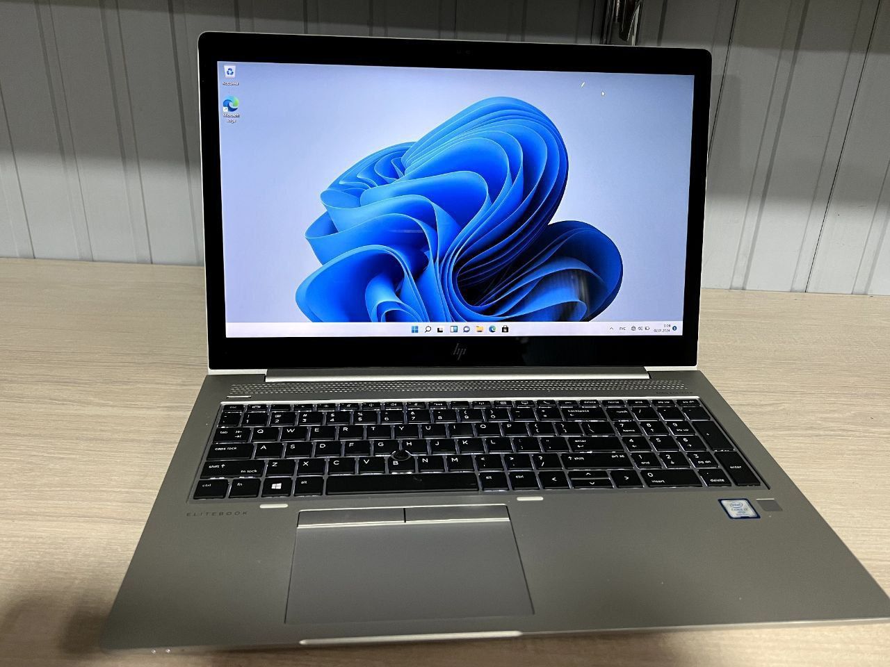 HP Elite Book 850 G5

Hp Elite Book 850 g5 
Полност