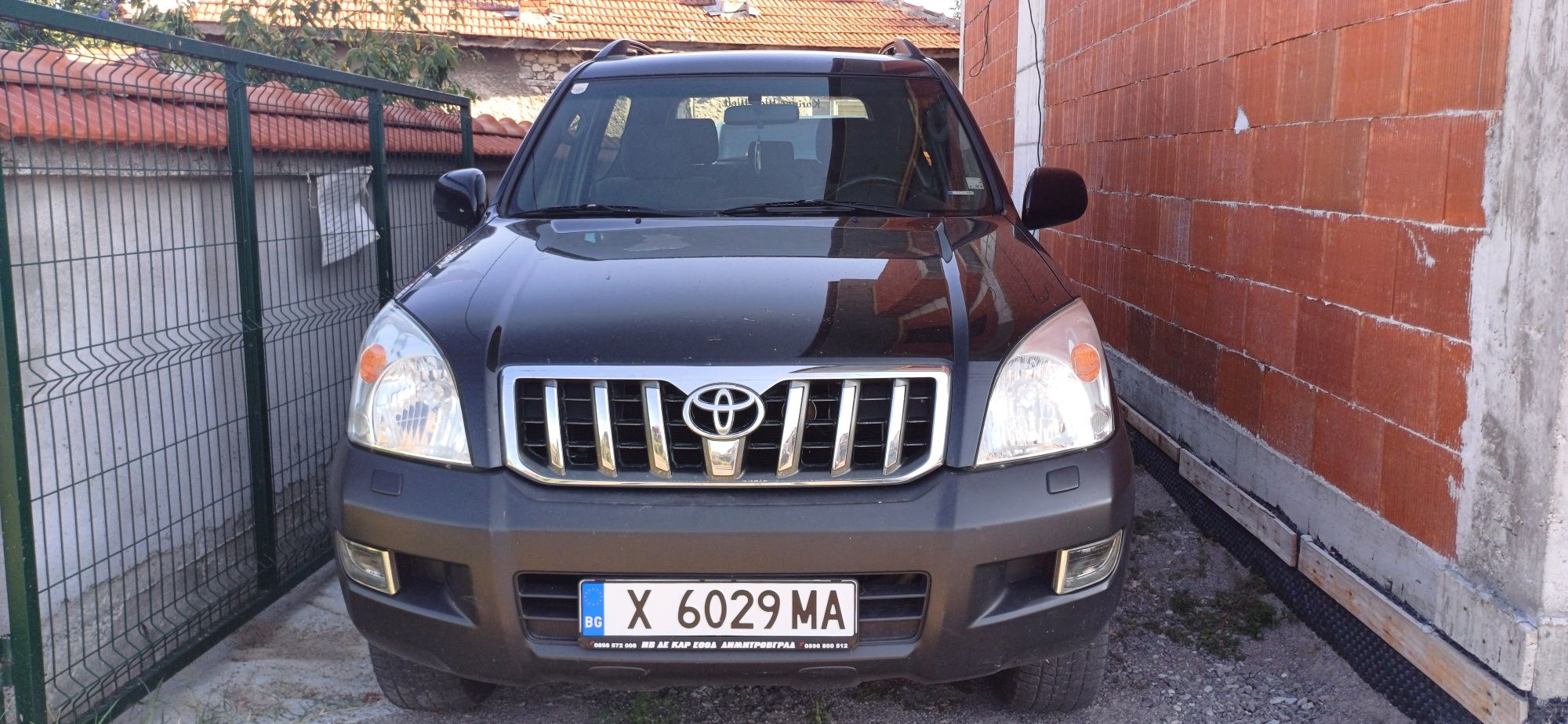 Продавам toyota land cruser