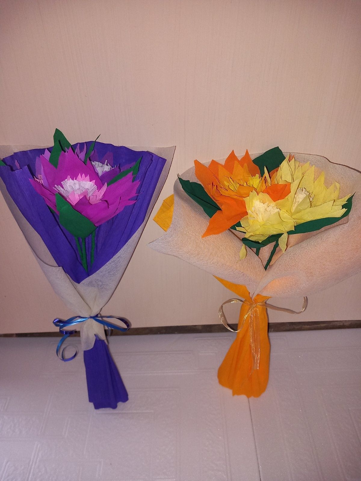 Букети с цветя от креп хартия