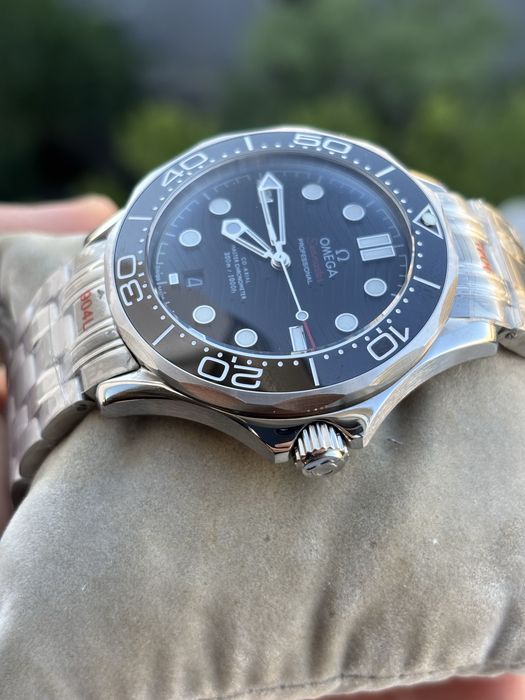 Ceas automatic barbatesc Omega Seamaster