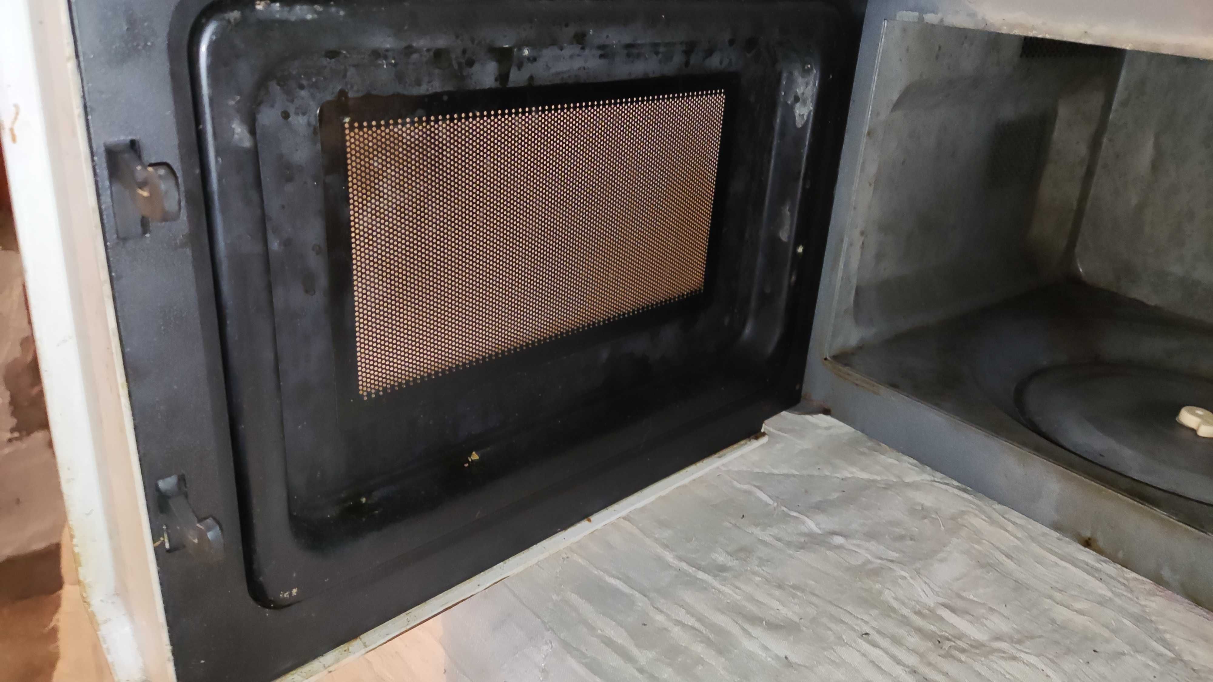 Микроволновая печь на запчасти станция метро Москва