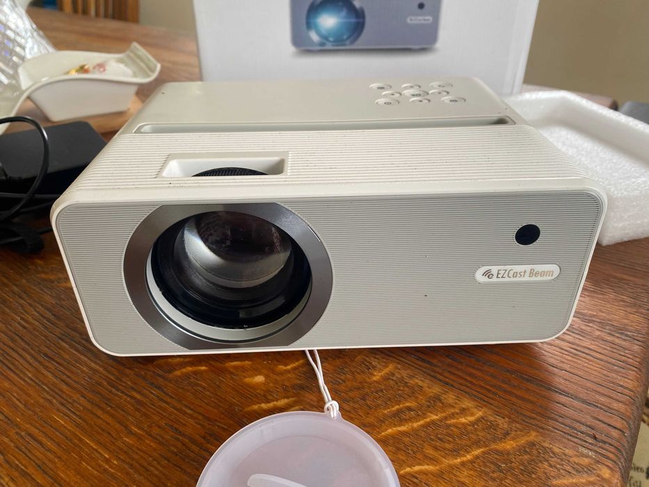 EZ Cast Beam H3 портативен проектор