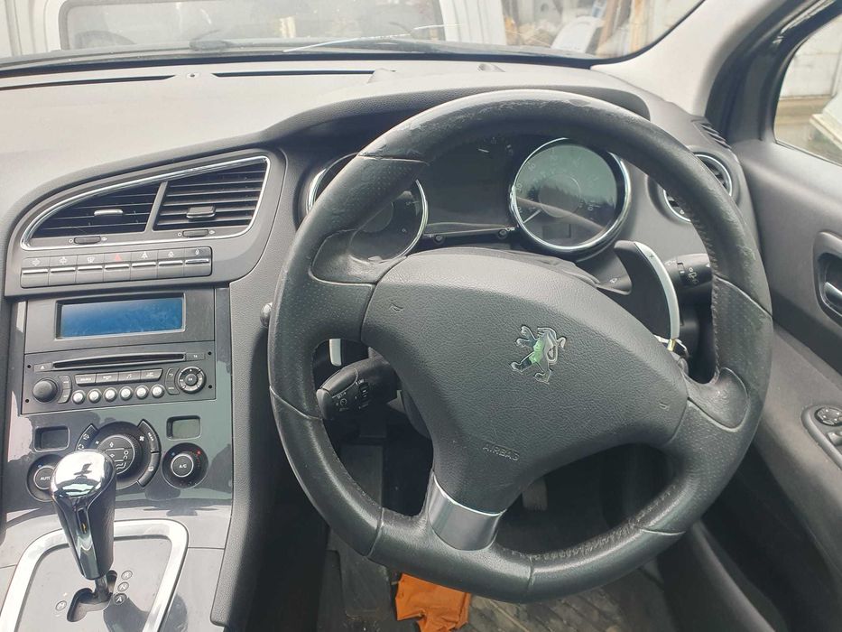 Dezmembrez Peugeot 5008 Allure 1.6 E-HDI 2012