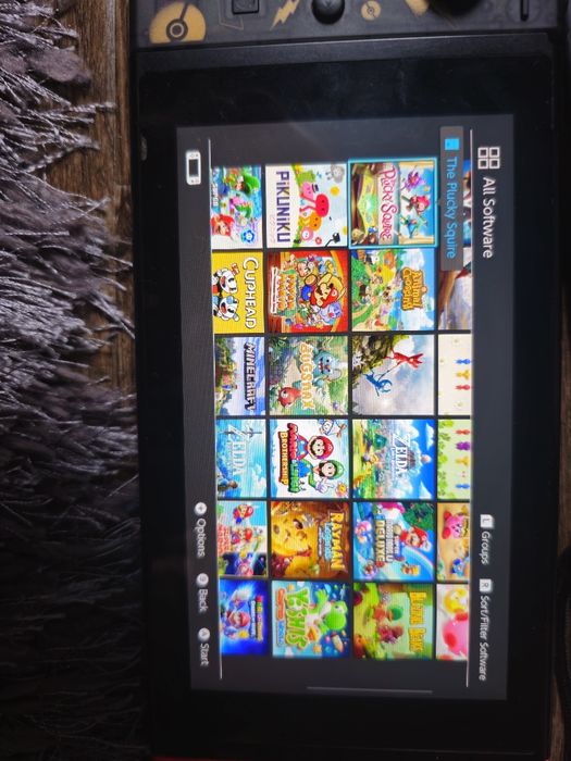 Consola Nintendo switch  cu 26 de jocuri instalate