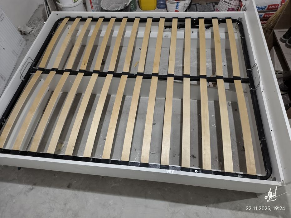 Продам Кровать 2-ую.