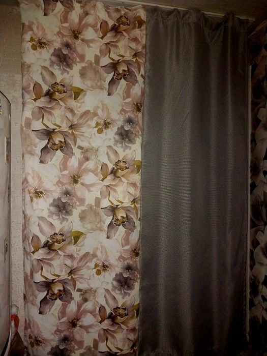 Продам шторы плотные