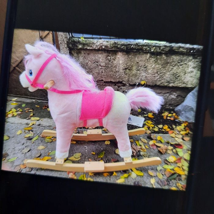 Музикално люлеещо конче