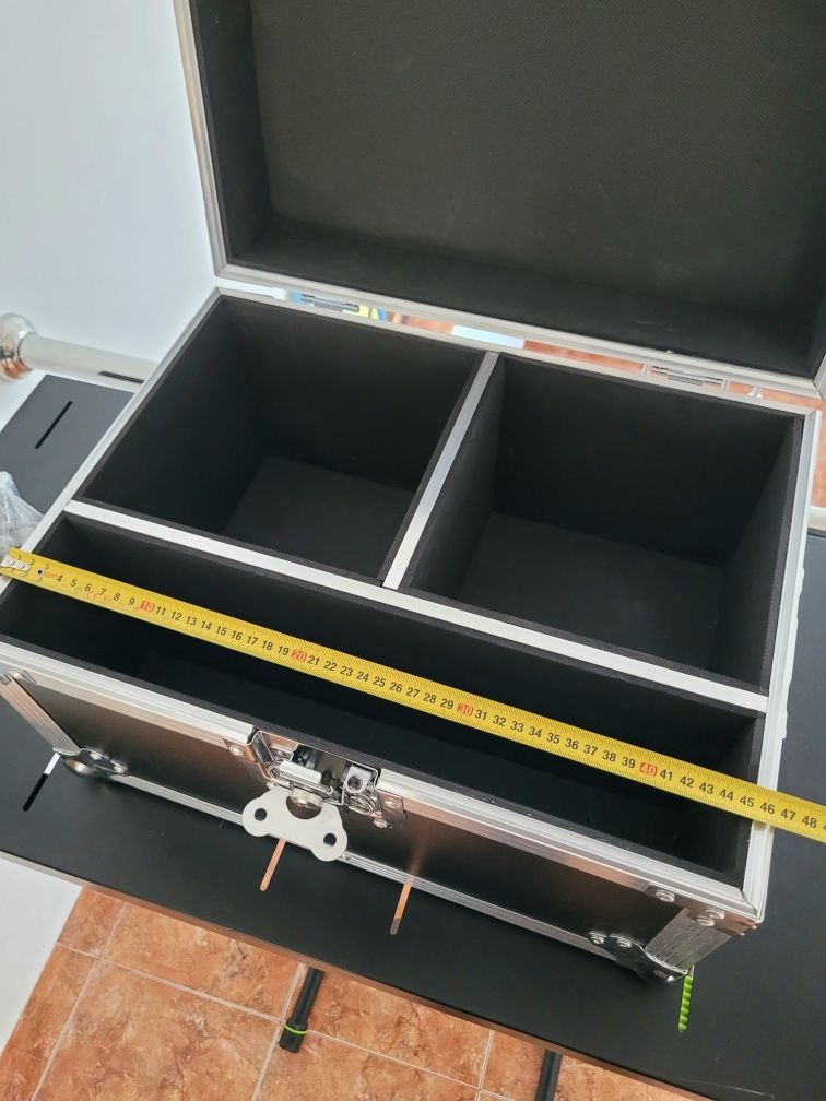 Flight case cutii 46×34x30 dj formație transport genti husa echipament