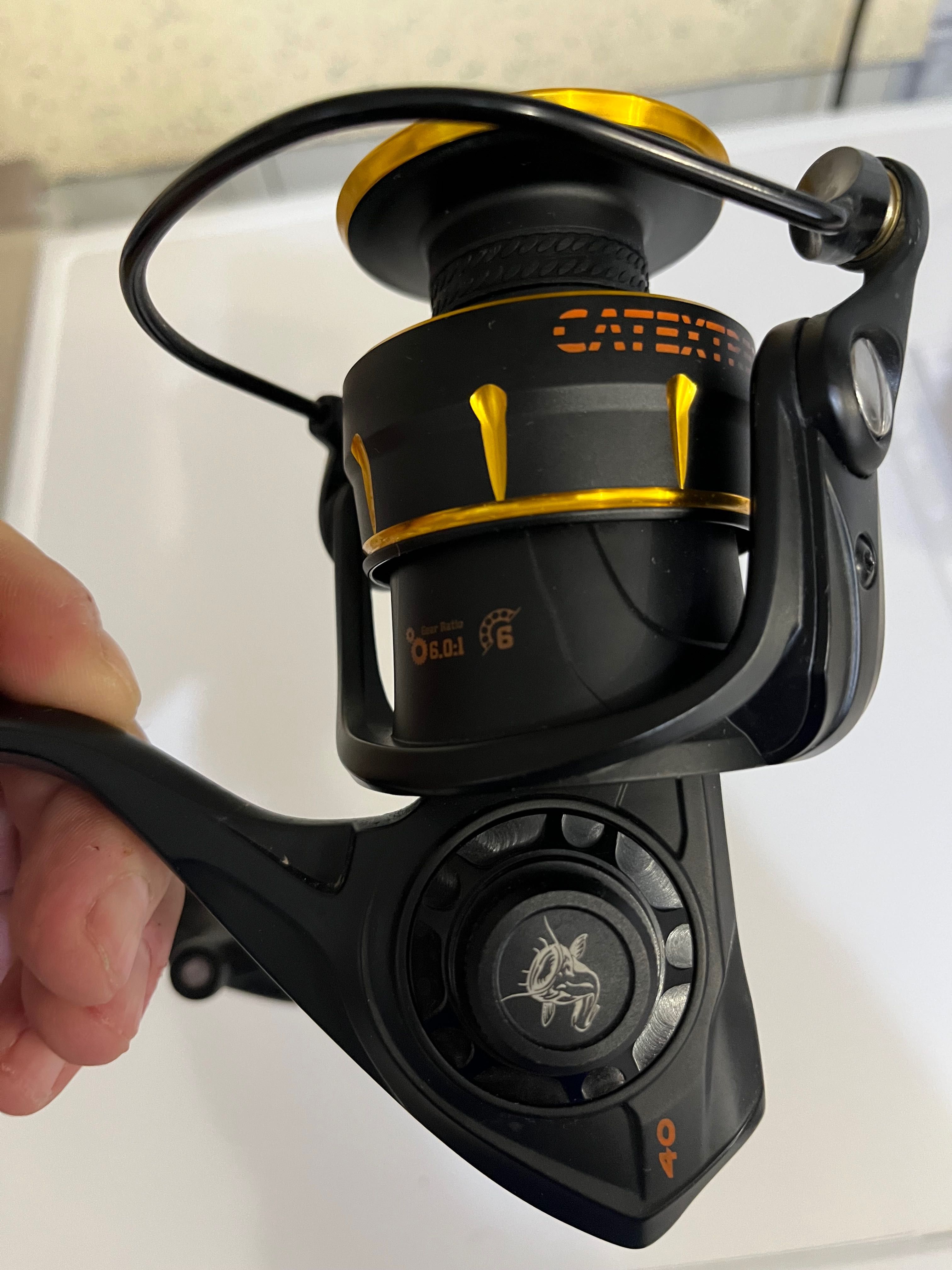 Продавам макара Black cat extreme4000
