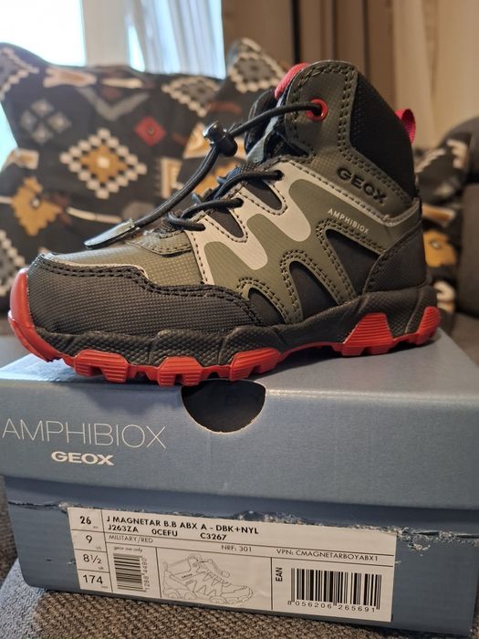 Нови детски боти, 26 размер - Geox Men's J Magnetar Boy B ABX Trainer