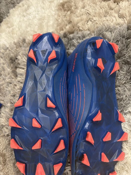adidasi fotbal predator