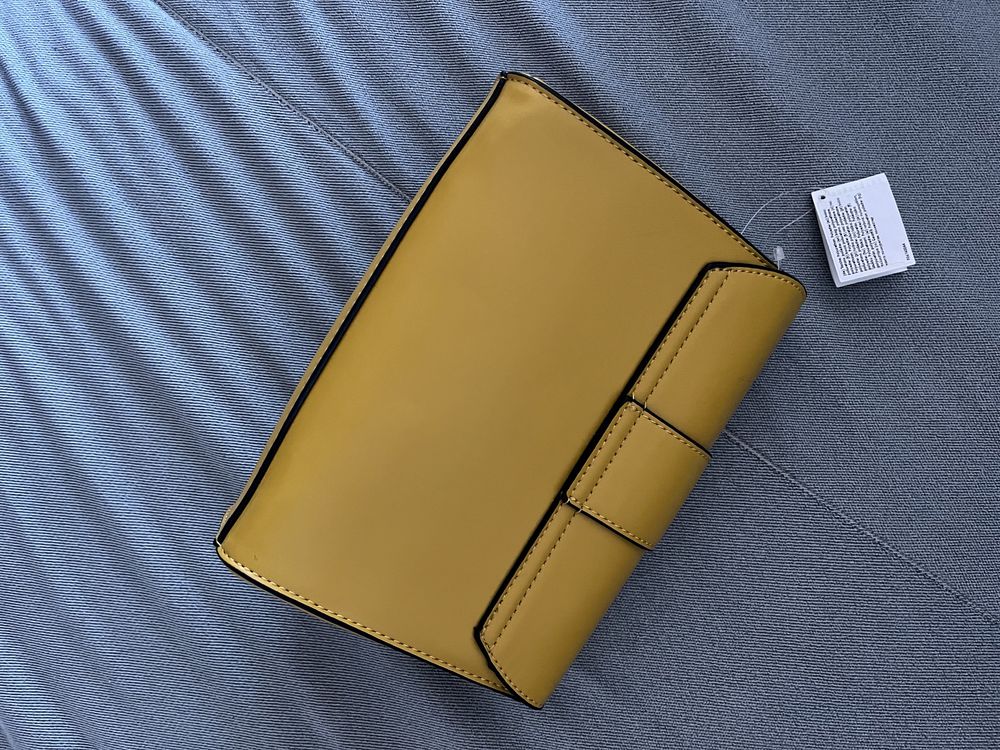 Clutch / Poseta de umar galben