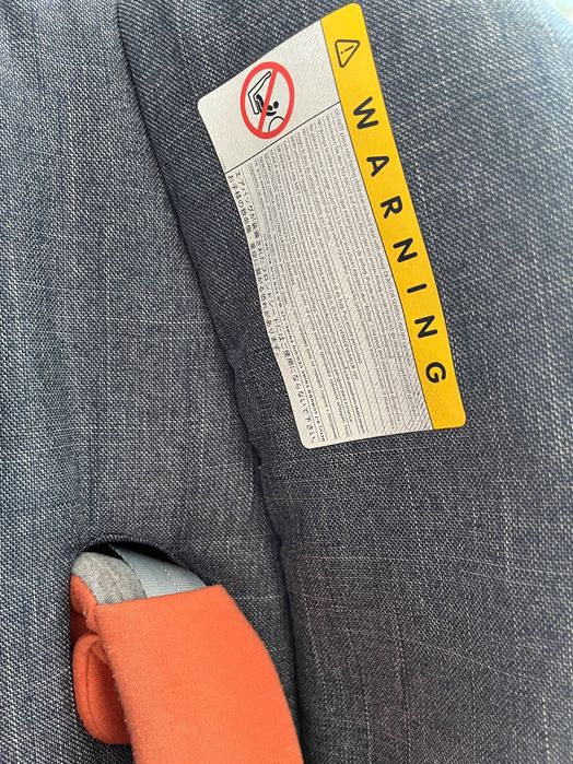 Столче  за кола Maxi Cosi с база