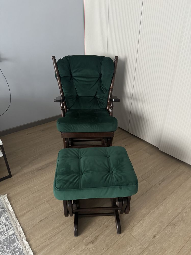 Продам кресло-качалку