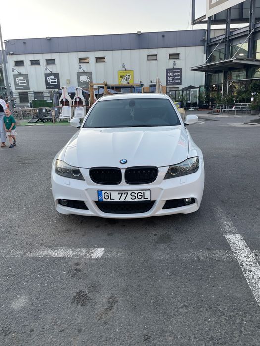 BMW e90 2.0 benzină Pachet M