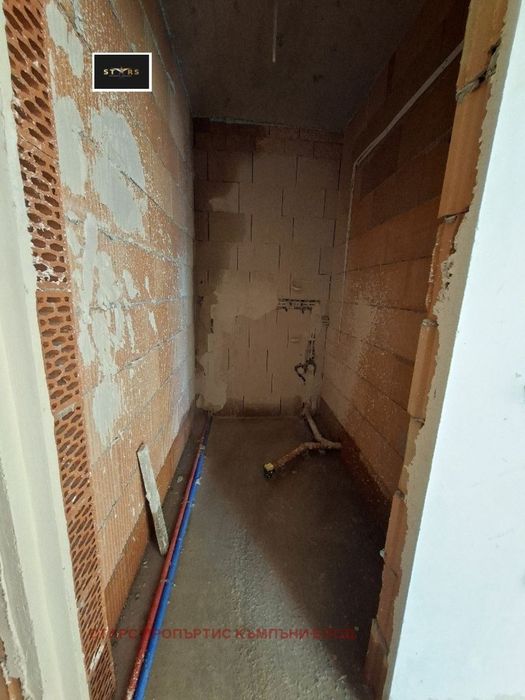 Продава се Тристаен апартамент в Варна, Левски - 102 кв.м за 1726 €/кв.м - Снимка #4