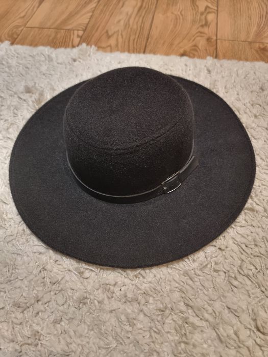 Pălărie dama neagra