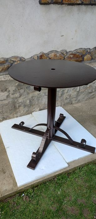 Masa metalica rotundă,terasă,grădină..
