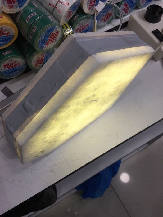 Tosh yonadigan sifati alo germetinchniy 12v ishlidi