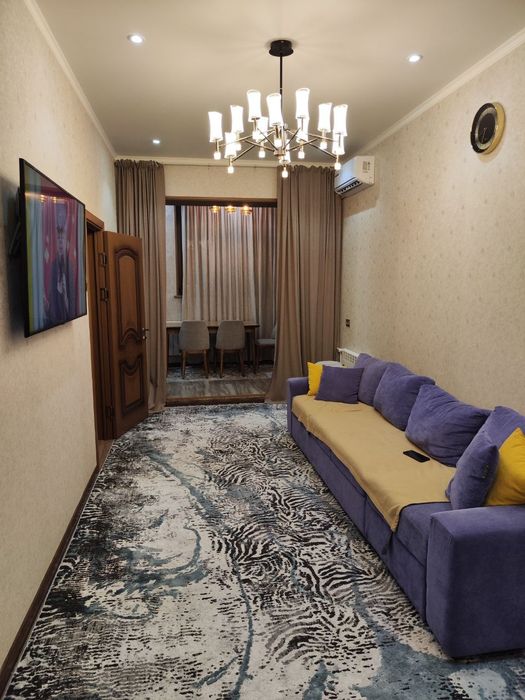 Срочно продаю квартиру Новомосковская