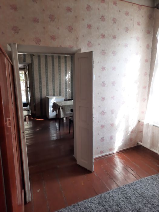 Дом Ялангач м-в  ,Ульфатлар кафе 3-комн.