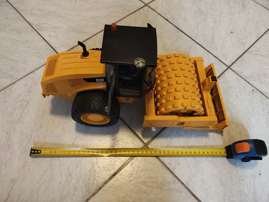 Set Bruder  Manipulator telescopic Caterpillar și Compactor cu panou