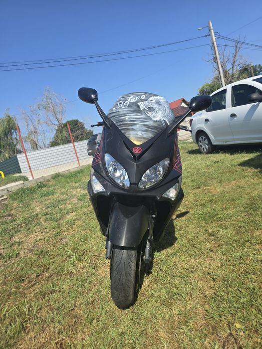 Scuter Yamaha TMax 500