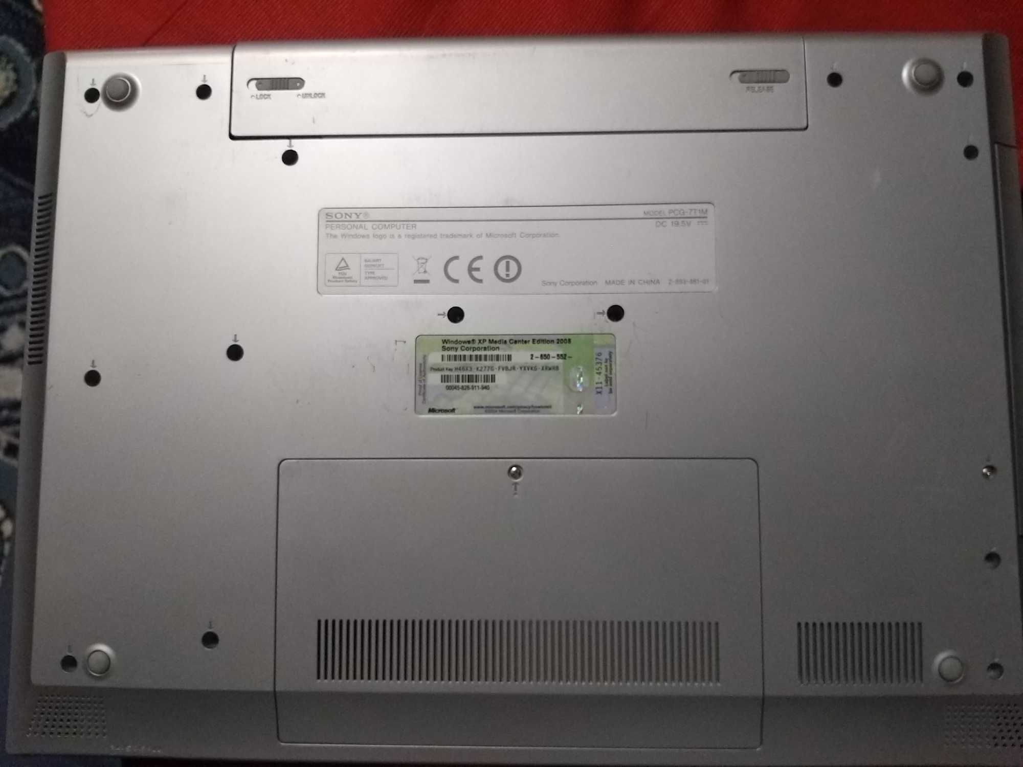 laptop sony vaio pcg-7t1m ca defect pentru piese