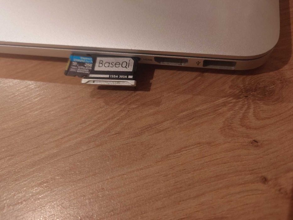 Apple MacBook Pro, Retina 13'', Intel i5, 8GB, 128GB, cumparat in 2017