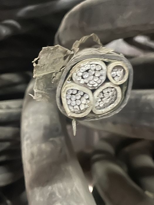 Алумин Аввг 4*95 Вискаволтнь Пвх иолясияли кабель