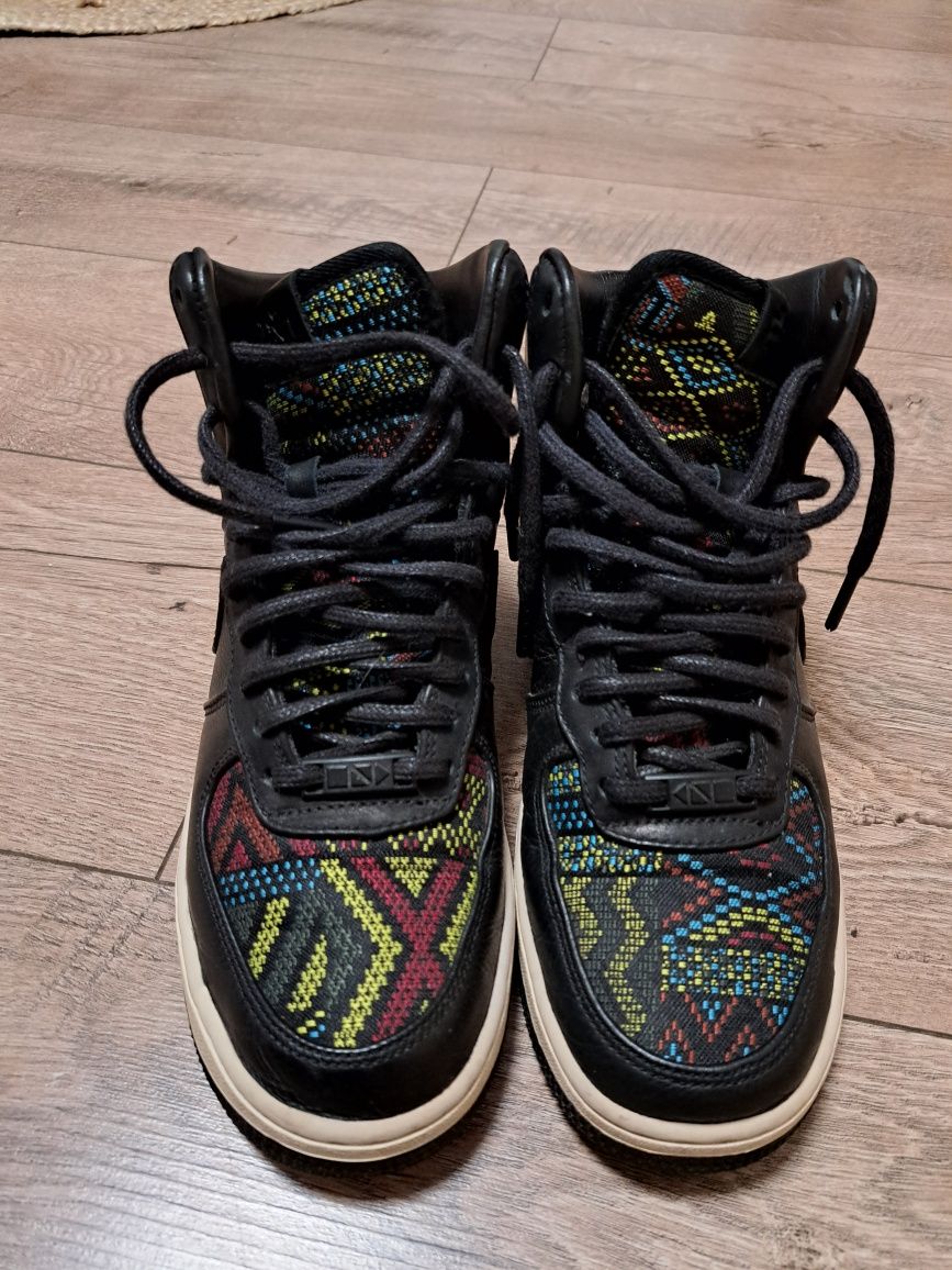 Дамски маратонки Nike Air