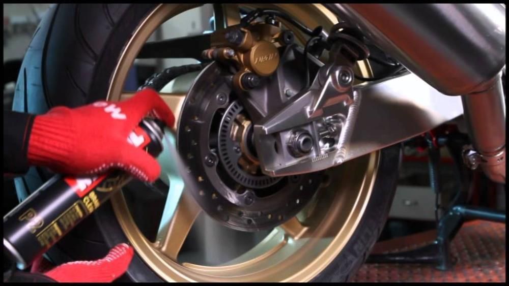 Motul спрей за почистване на карбуратор дискове спукана гума ремонт