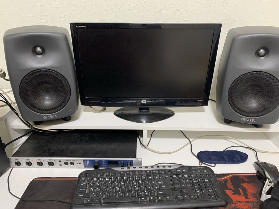 Студийные мониторы Genelec 8040b пара