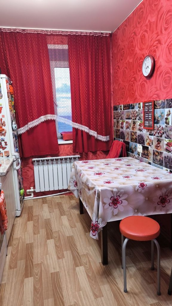 Двушка в мкр с мебелью.