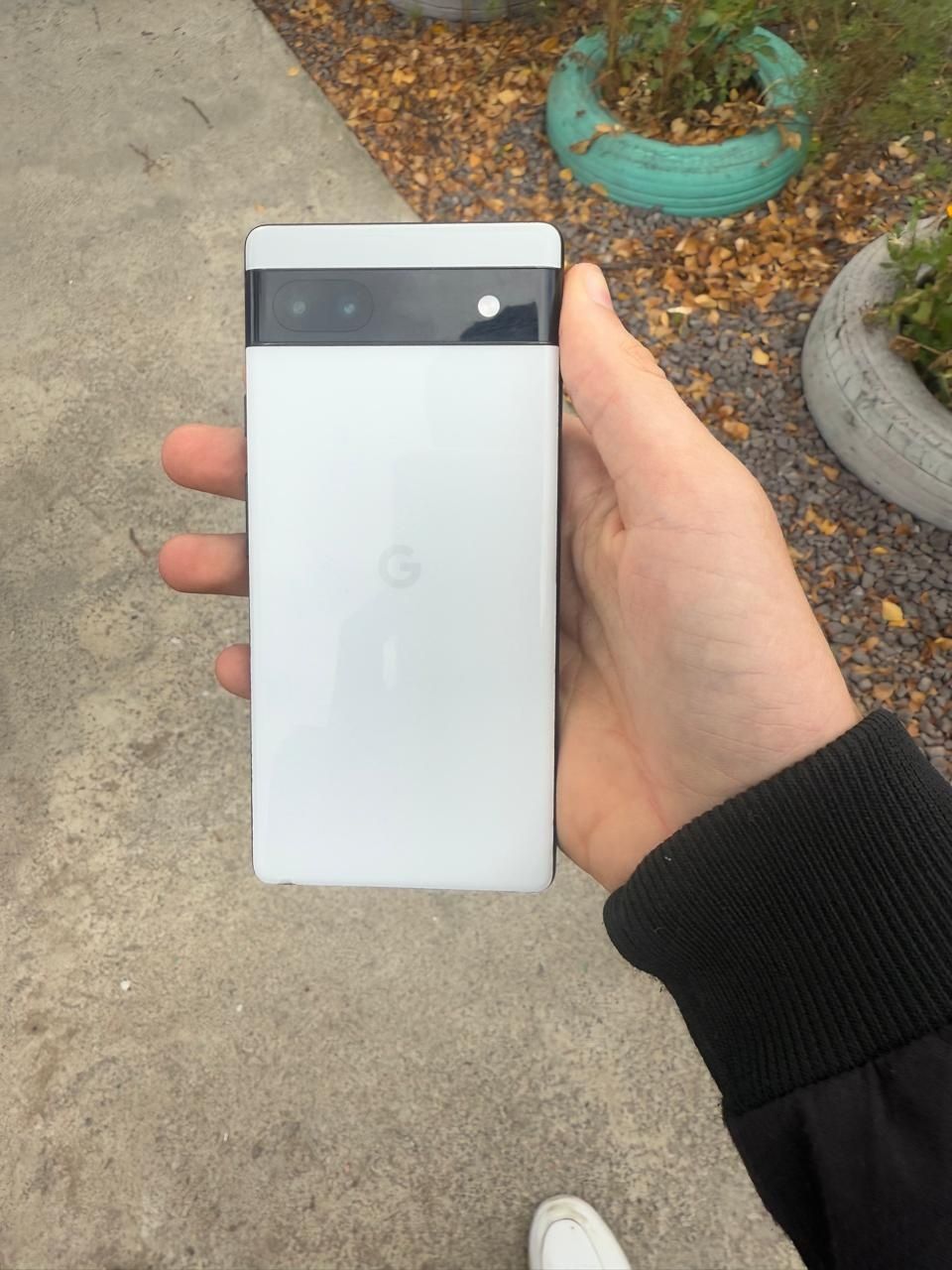 Google  Pixel  6a