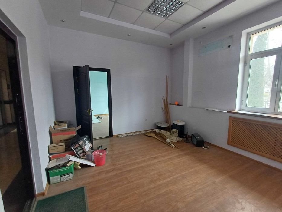 Продаю здание
Феруза массив
1,500 м2
2 этажа
36 соток