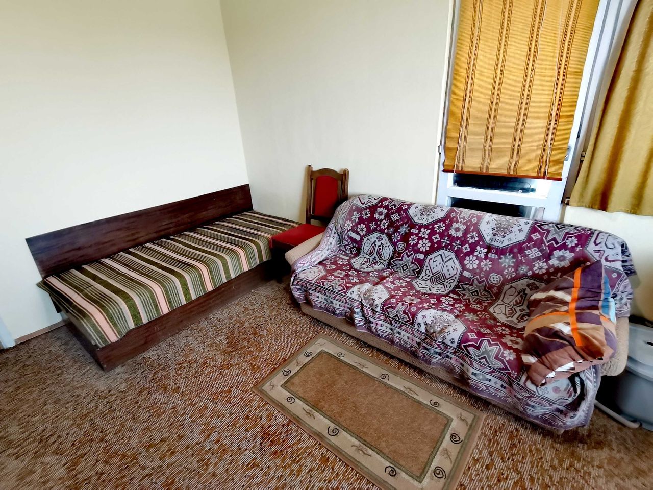 Дава се под наем Двустаен апартамент в Бургас, Изгрев - 55 кв.м за 150 € - Снимка #3