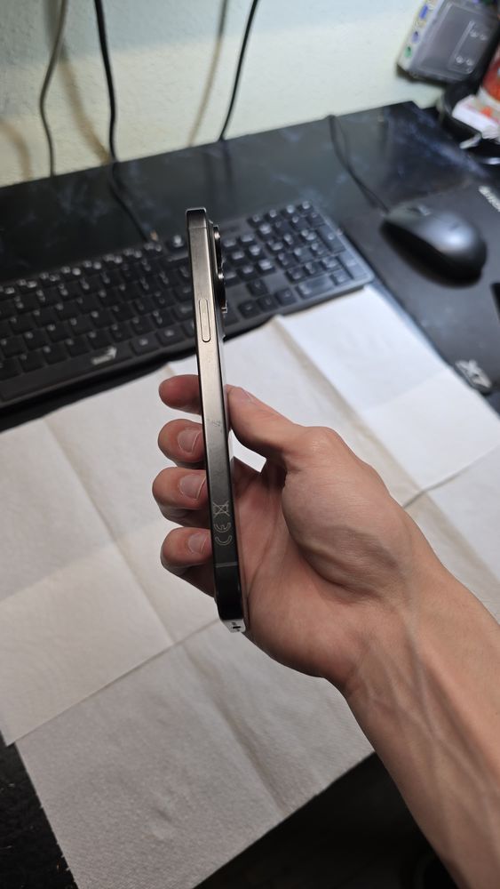 Iphone 15 Pro Max CA NOU 100% bat 90 cicluri