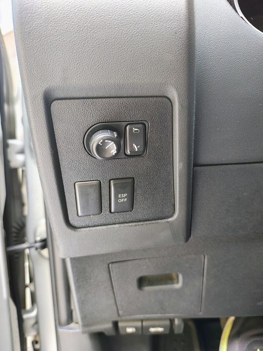 Продавам Нисан Кашкай