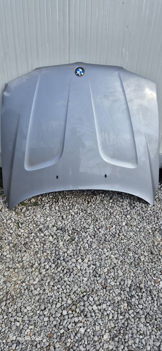 Vând capota bmw e83, x3 si aripa stanga fata ușor lovite