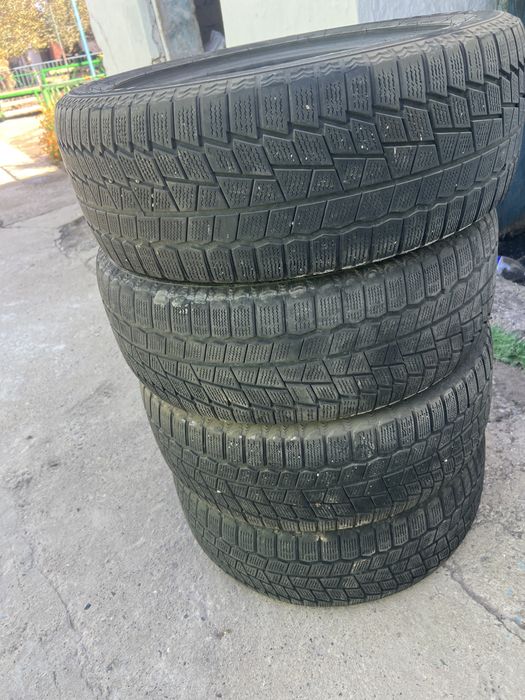 зимний баллон 215/55/17