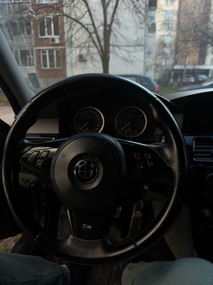 BMW    e60    530d
