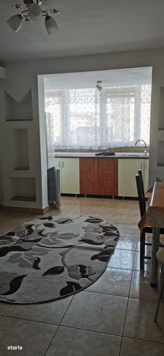 Apartament 2 camere 55 mp, etaj 2 - zona centrala