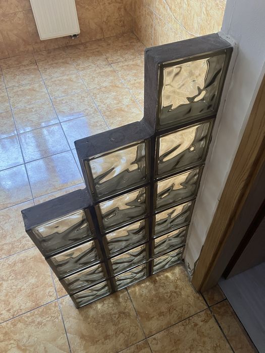 Vand caramida de sticla Nevada , culoare maro