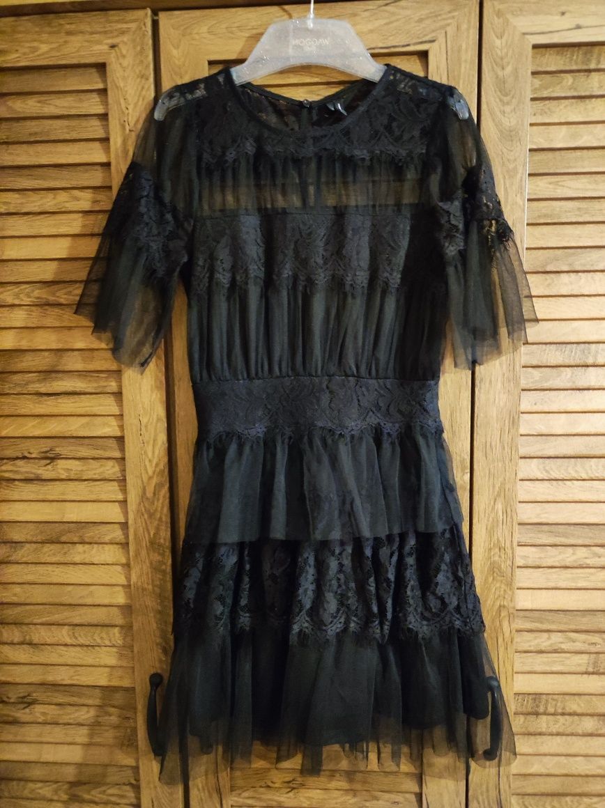 Рокля Vero moda меш и дантела XS
