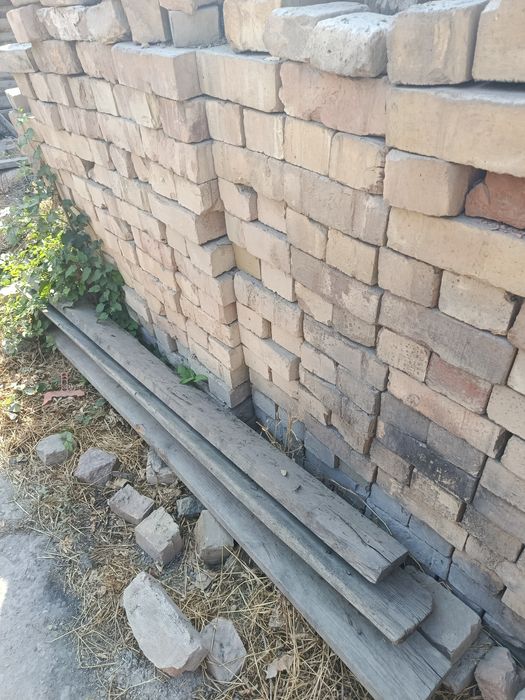 Кирпич полтора новые больше 1000 шт